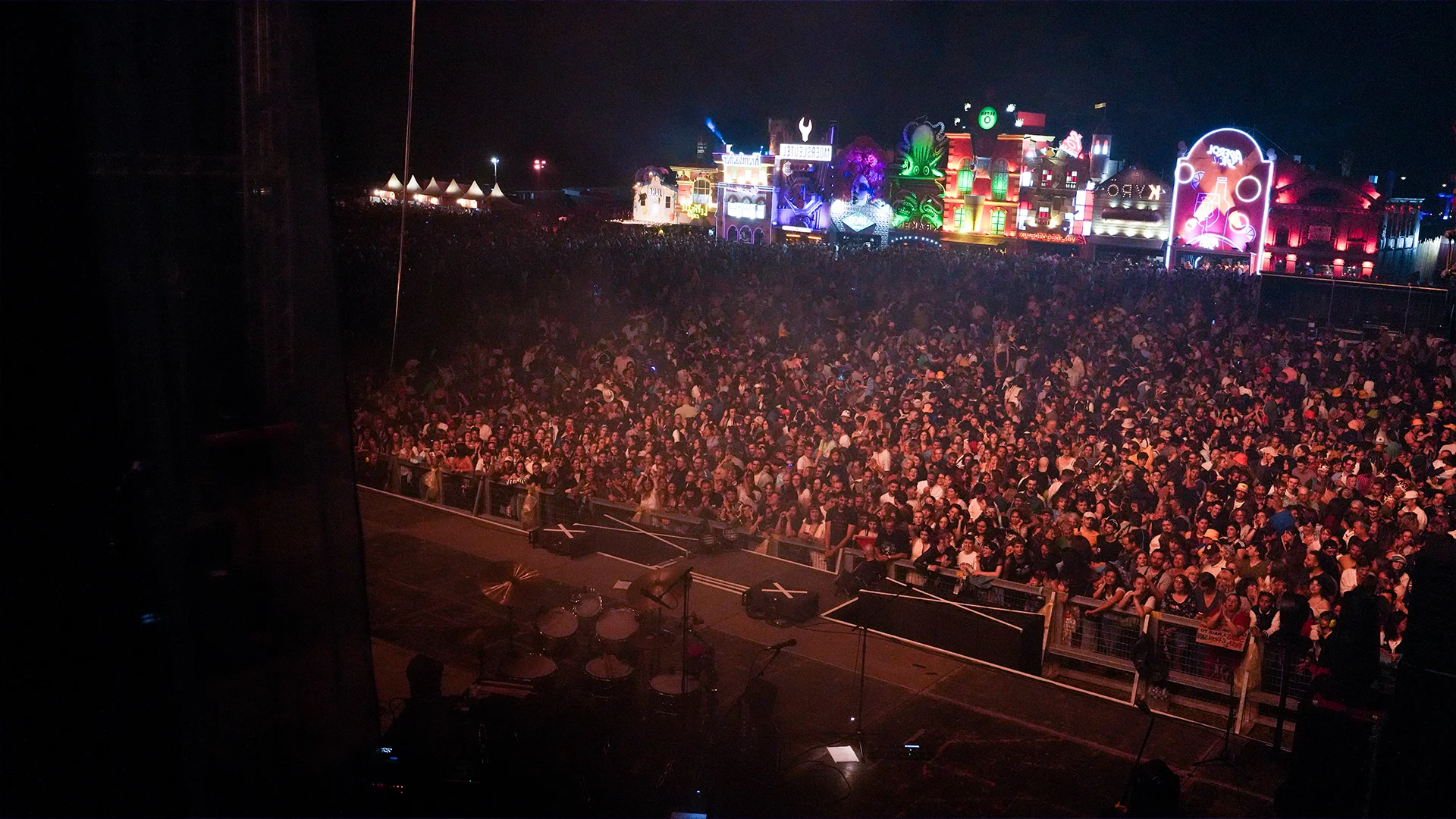 Photo carrousel 6